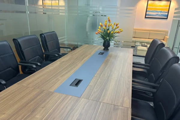 Hình ảnh phòng họp cho thuê tại Vina Office - Tầng 2, Tòa nhà Detech Tower, Số 8 Tôn Thất Thuyết, Quận Nam Từ Liêm, Hà Nội. Giải pháp văn phòng