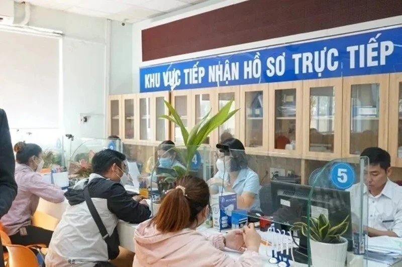 8. Nộp hồ sơ giải thể công ty